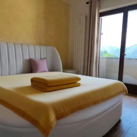 La Ferienhaus Masera